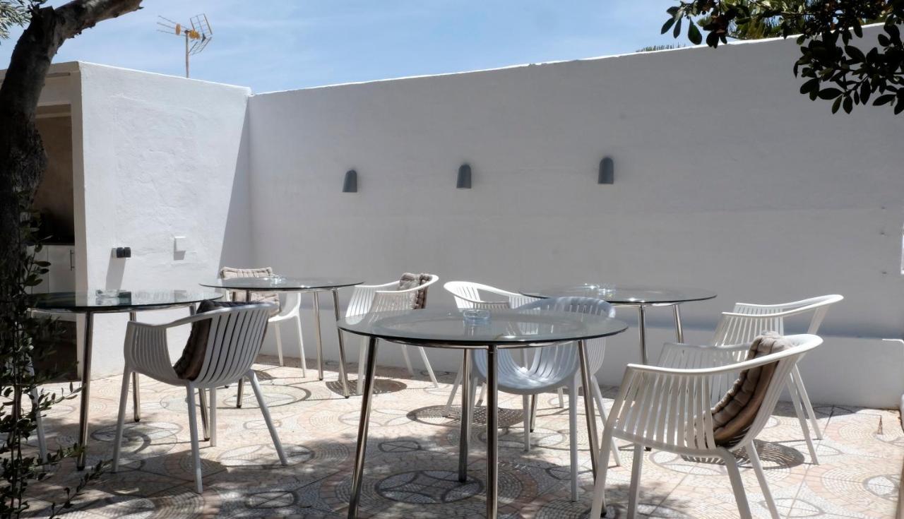 Starbal Love Es Castell  Exterior foto